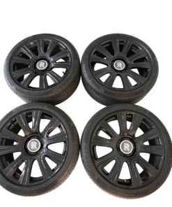 Rolls Royce Wraith & Dawn Original Tires with Rims and Bolts Black