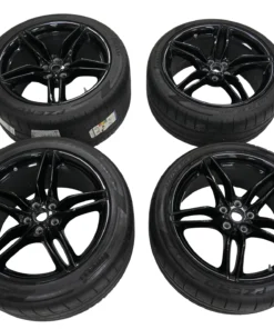 Ferrari 812 Tyres (Pirelli) + Rims Set Black OEM 324158 324159
