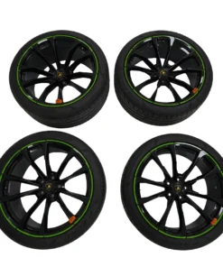 Lamborghini Urus Pirelli Tyres 23 Inch (Green Stripes)