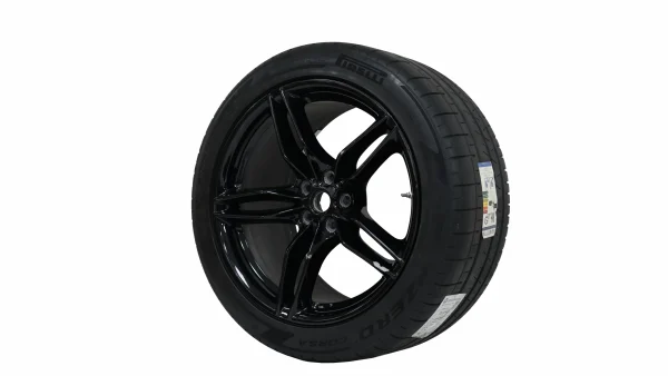 Ferrari 812 Tyres (Pirelli) + Rims Set Black OEM 324158 324159