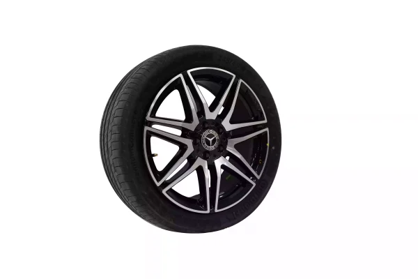 Mercedes Benz V-Class W447 AMG 19 inch Rims with Continental Tyres White OEM A4474015100