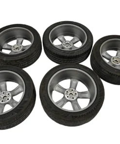 Land Rover Defender 22 inch Rims with Continental Tires Silver Gray OEM L8BM1007AD for sale in dubai1