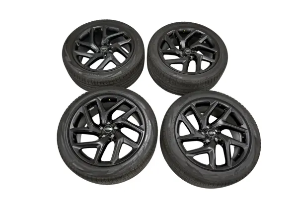 Range Rover Sport 22 inch Pirelli Tires Set Black OEM N9XM-1007-AA for sale in dubai