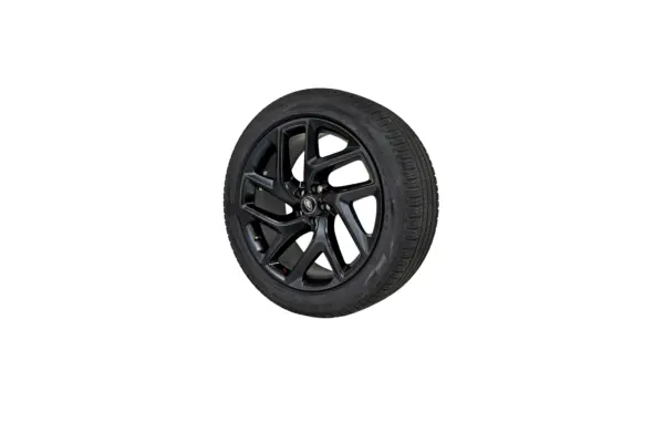 Range Rover Sport 22 inch Pirelli Tires Set Black OEM N9XM-1007-AA for sale in dubai4