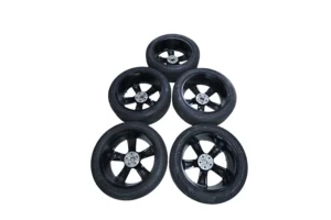 Land Rover Defender 22 inch Wheel Rims Black with Continental Tyres OEM L8BM-1007-CA
