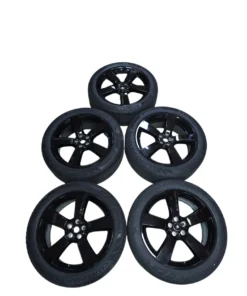 Land Rover Defender 22 inch Wheel Rims Black with Continental Tyres OEM L8BM-1007-CA