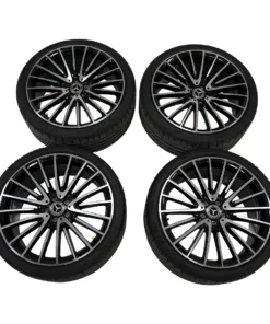 Mercedes Benz S Class 21 inch Pirelli Tyres Set Black & Chrome OEM A2234011700 for sale in dubai 01