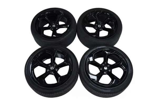 Bentley Bentayga Wheels Tyres Black OEM 36A601025 for sale in dubai 01