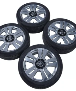 Rolls Royce Cullinan Original Tyres Set with Rims Chrome Set 2025 OEM 6884710 for sale in dubai 01