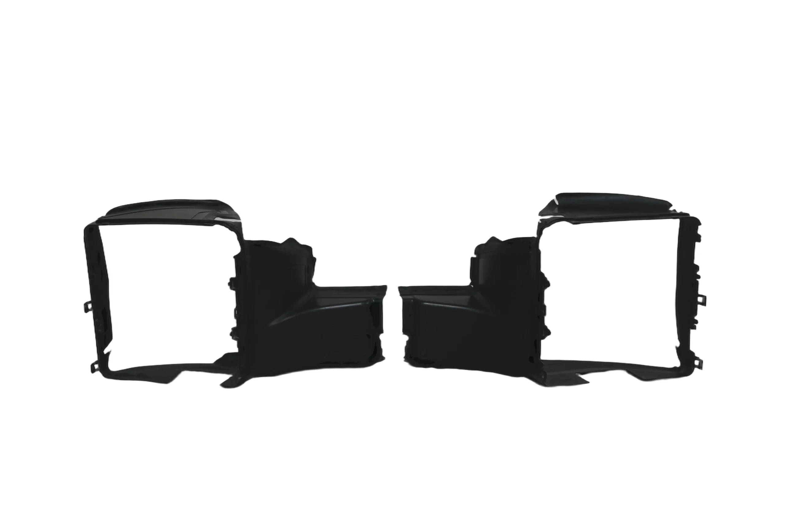 Range Rover L460 Front Air Duct Set Black – OEM R8E28C464A & M8E28C465A For sale in Dubai