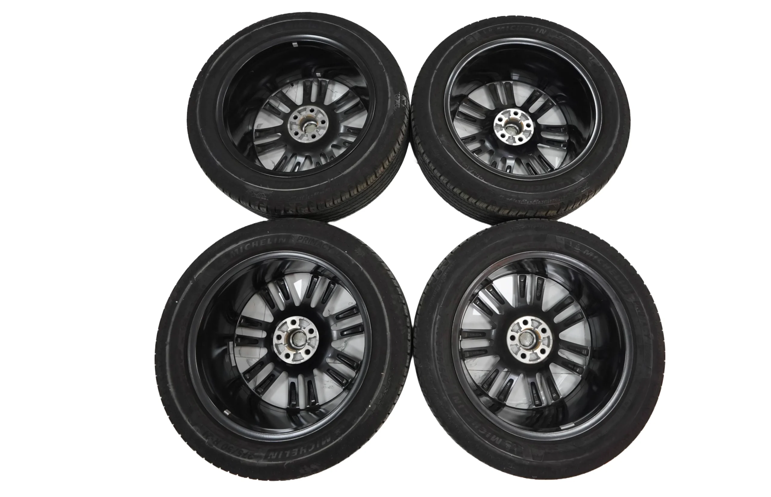 Range Rover Vogue 21″ Premium OEM Alloy Wheel & Tyre Set – Grey & Chrome – M8E21007DB for sale in Dubai 4