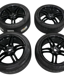 Ferrari 812 Tyres & Rims Set OEM 324158324159 – Pirelli Black for sale in Dubai (2)