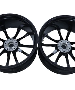 Lamborghini Urus 23 Front & Rear OEM Rims with Pirelli Tyres 4ML601025-BAAS + 4ML601025-BB-AT Green Stripes with Sensors for sale in Du