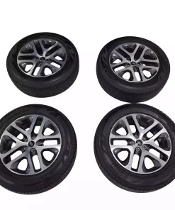 Land Rover Defender 20 Pirelli Tyres Defender Silver OEM L8BMCA for sale in dubai