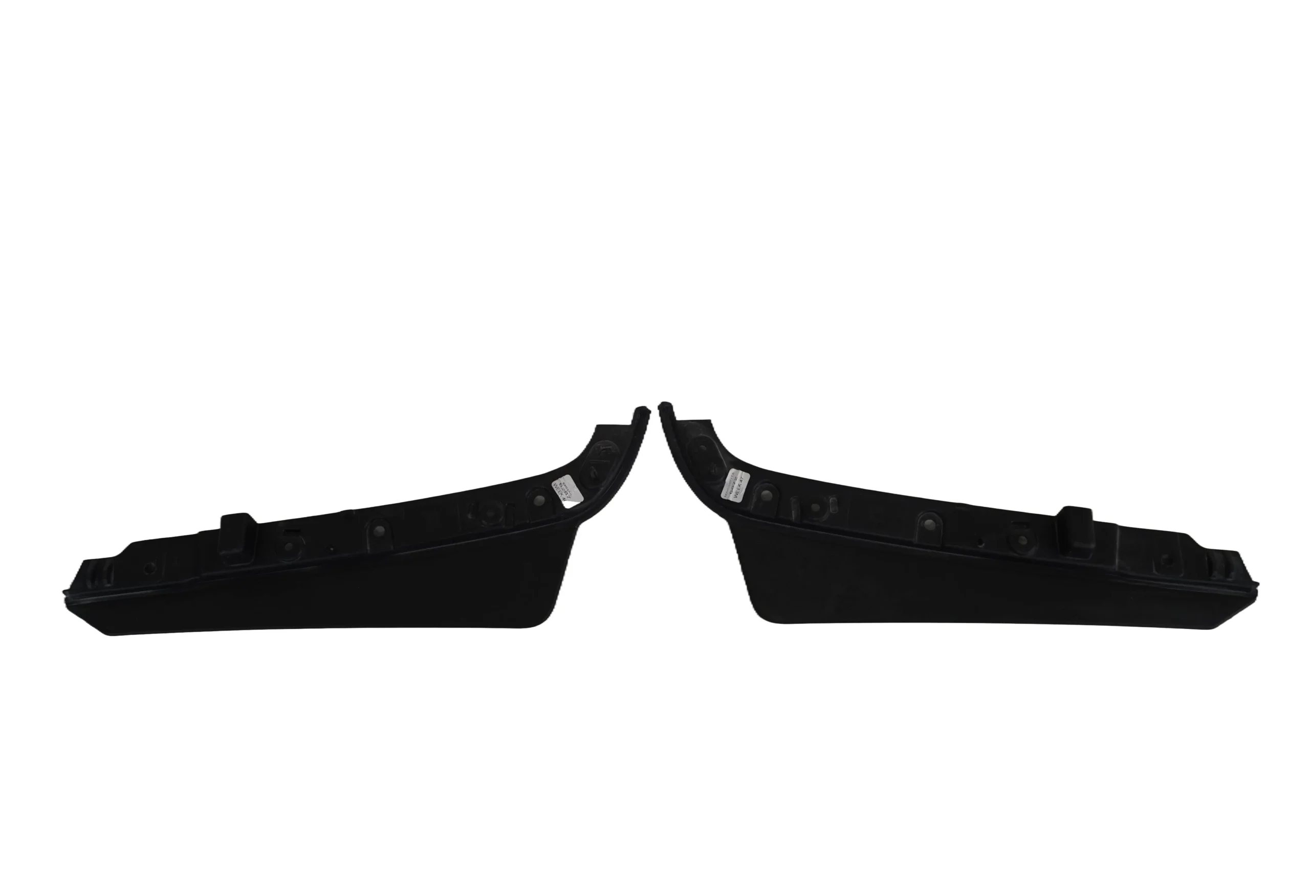 Land Rover Range Rover Vogue Front Bumper Support Brackets (LH & RH) – OEM M8E217F017A M8E217F018A for sale in dubai UAE