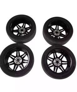 Mercedes Benz V-Class W447 AMG 19 inch Rims with Continental Tyres White OEM A44740151001 for sale in dubai