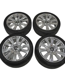 Rolls Royce Wraith & Dawn Original Tires with Rims Set Chrome OEM 68649876864988 for sale in Dubai (1)