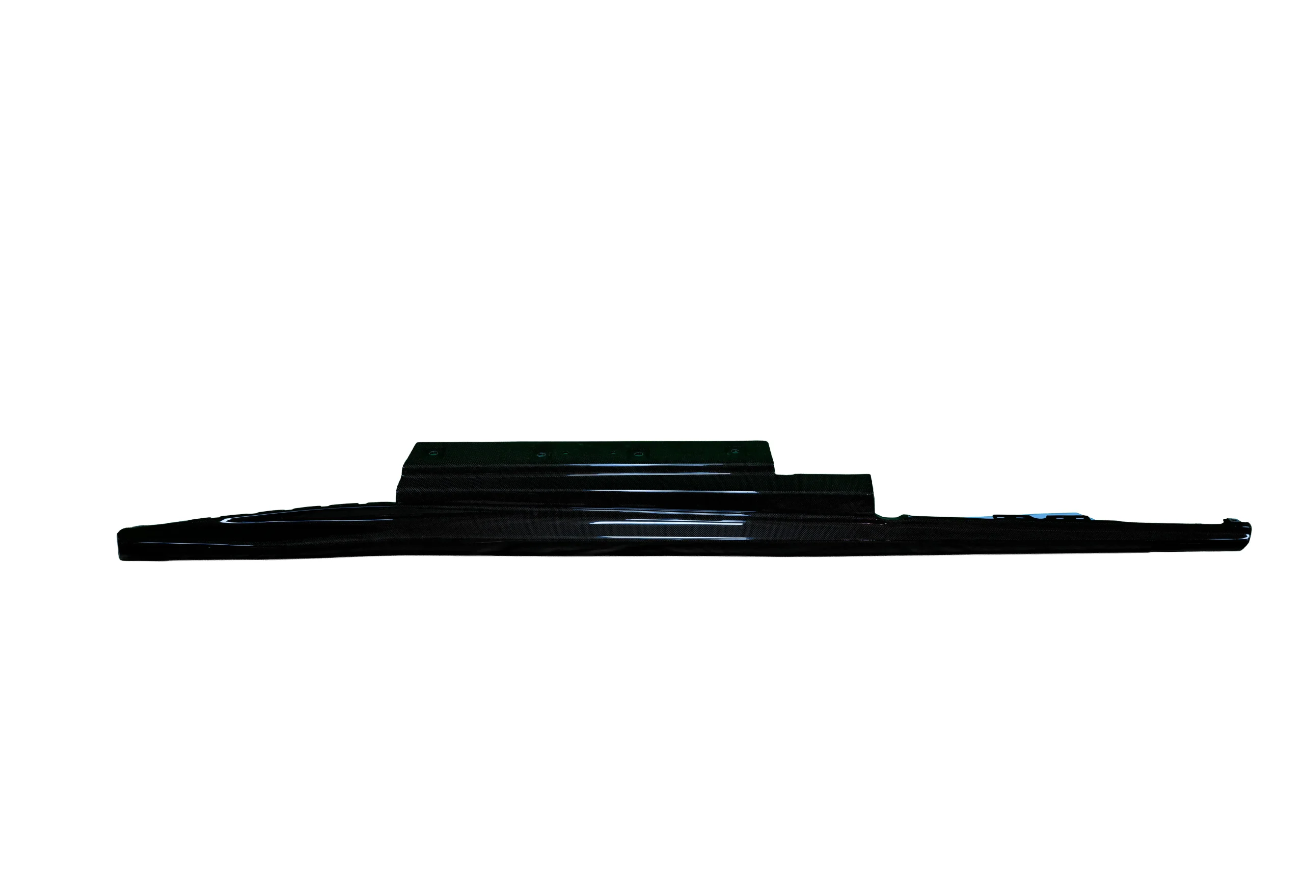 Ferrari 812 Carbon Fiber Outer Sill Cover Panel RH Black OEM 88068800G for sale in dubai (1)