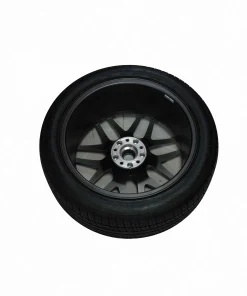 Mercedes-AMG G63 OEM 22″ A4634012000 AMG Wheel (Pirelli Tire) – BlackSilver – AMG Logo for sale in dubai